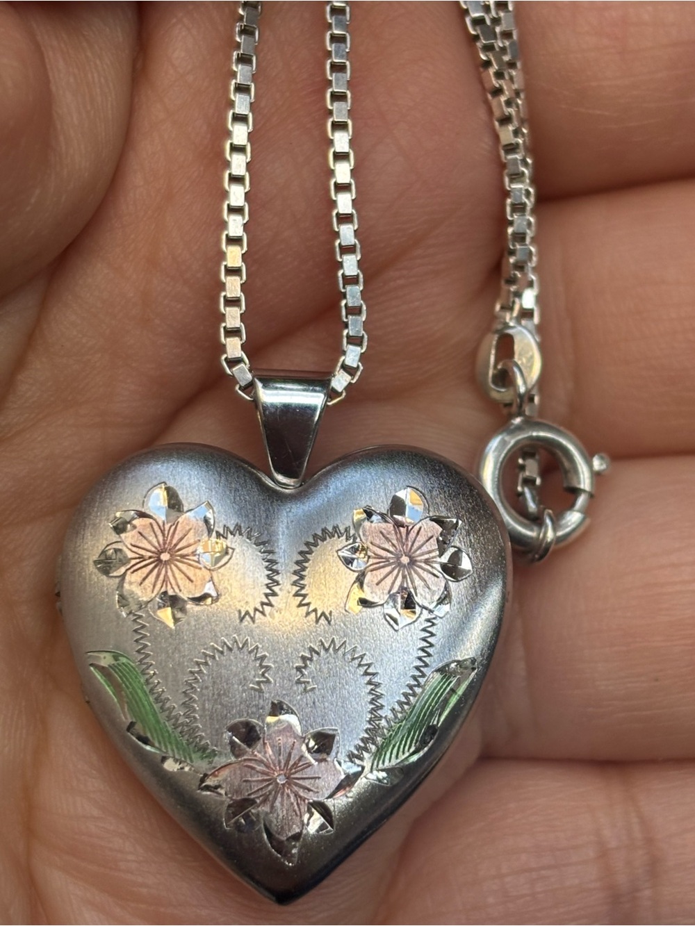 Vintage Sterling Silver Floral Heart Locket Necklace 20” Tri Color Photo Pendant